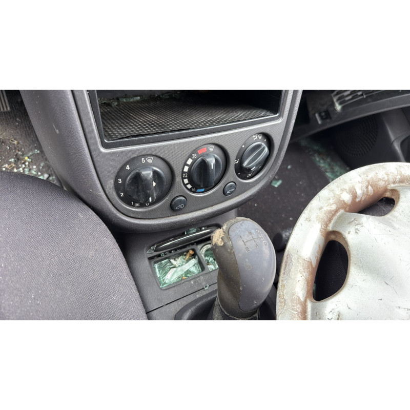 Pare choc avant MERCEDES CLASSE A 168 Photo n°15