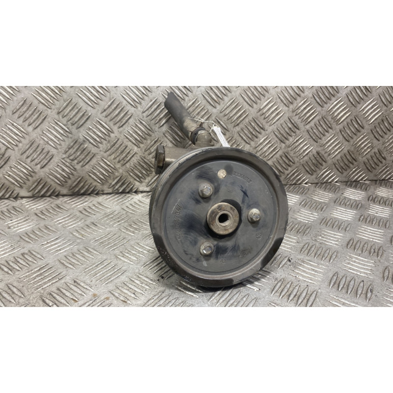 Pompe de direction RENAULT MASTER 3 Photo n°3
