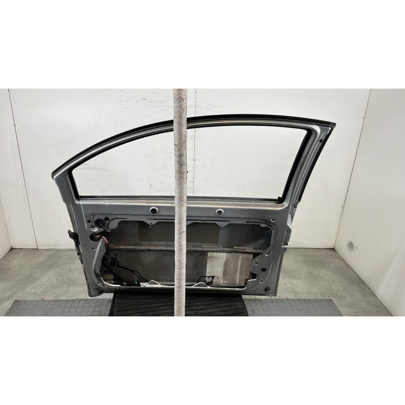 Porte avant droit VOLKSWAGEN NEW BEETLE 1 Photo n°8