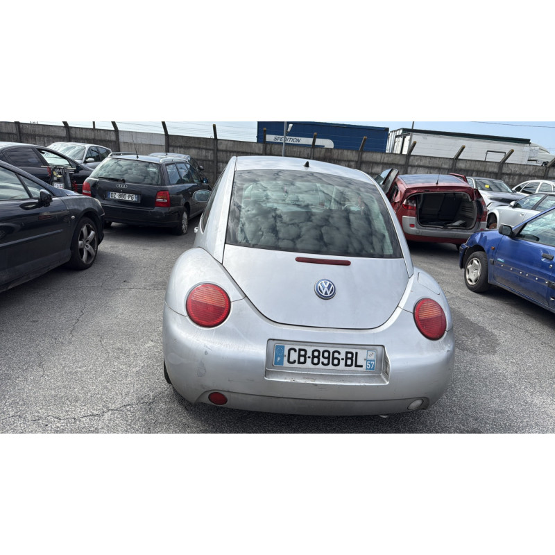 Vitre avant gauche VOLKSWAGEN NEW BEETLE 1 Photo n°9