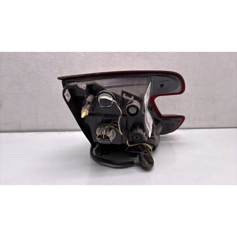 Feu arriere secondaire droit (feux) RENAULT MEGANE 3 Photo n°3