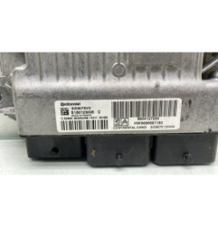 Calculateur moteur PEUGEOT 5008 1