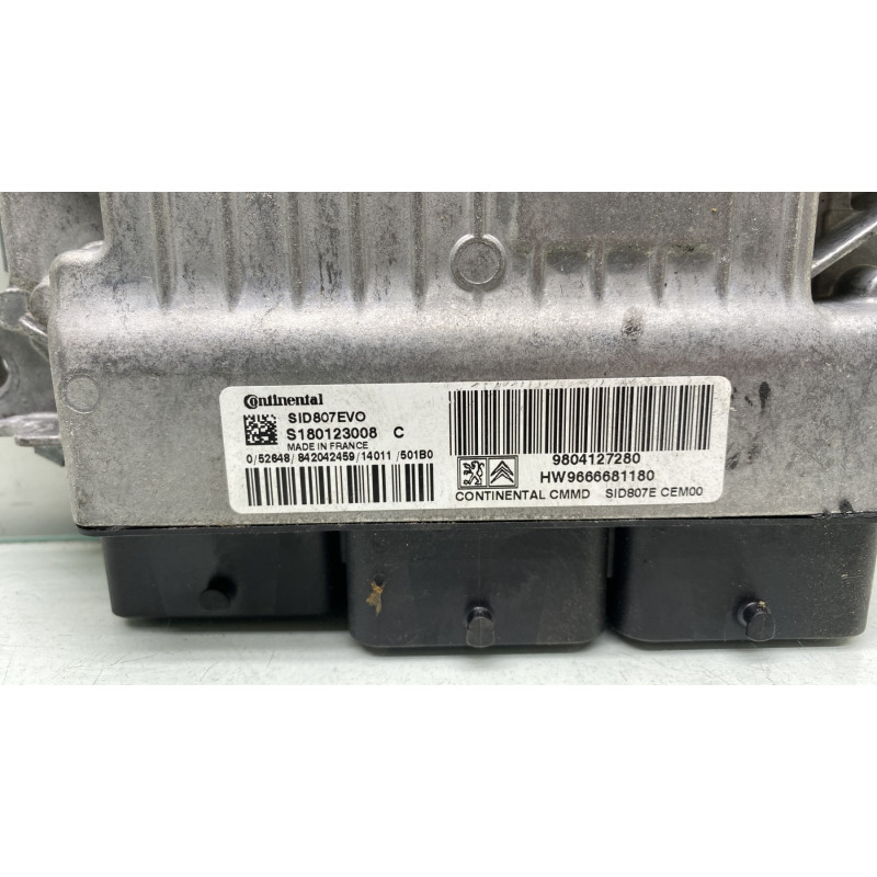 Calculateur moteur PEUGEOT 5008 1 Photo n°2
