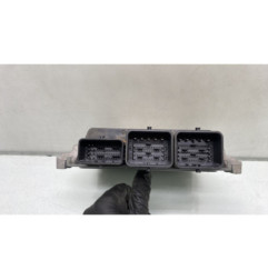 Calculateur moteur PEUGEOT 5008 1