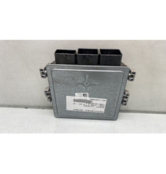 Calculateur moteur PEUGEOT 5008 1