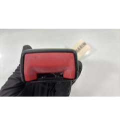 Attache ceinture avant droit VOLKSWAGEN POLO 5