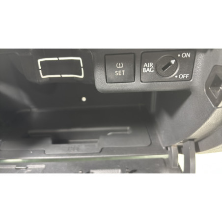 Boite a gants VOLKSWAGEN POLO 5