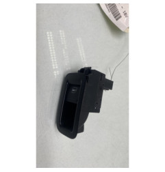 Interrupteur de leve vitre arriere droit VOLKSWAGEN POLO 5