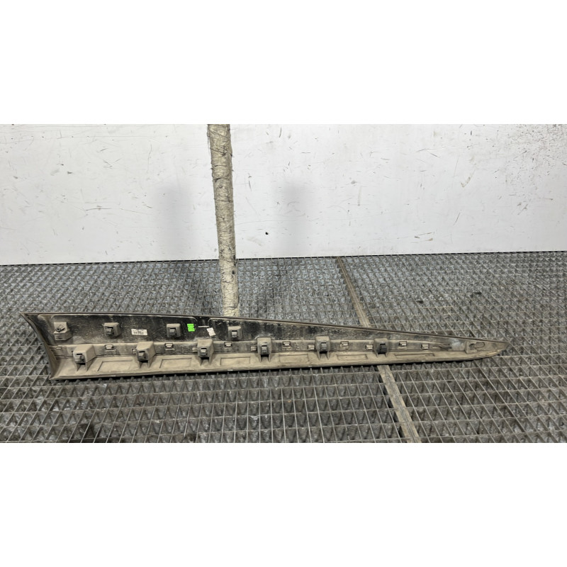 Baguette de porte avant gauche RENAULT CLIO 4 Photo n°4