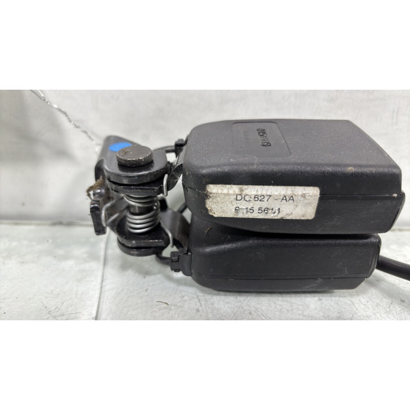 Attache ceinture arriere droit PEUGEOT 207 Photo n°3