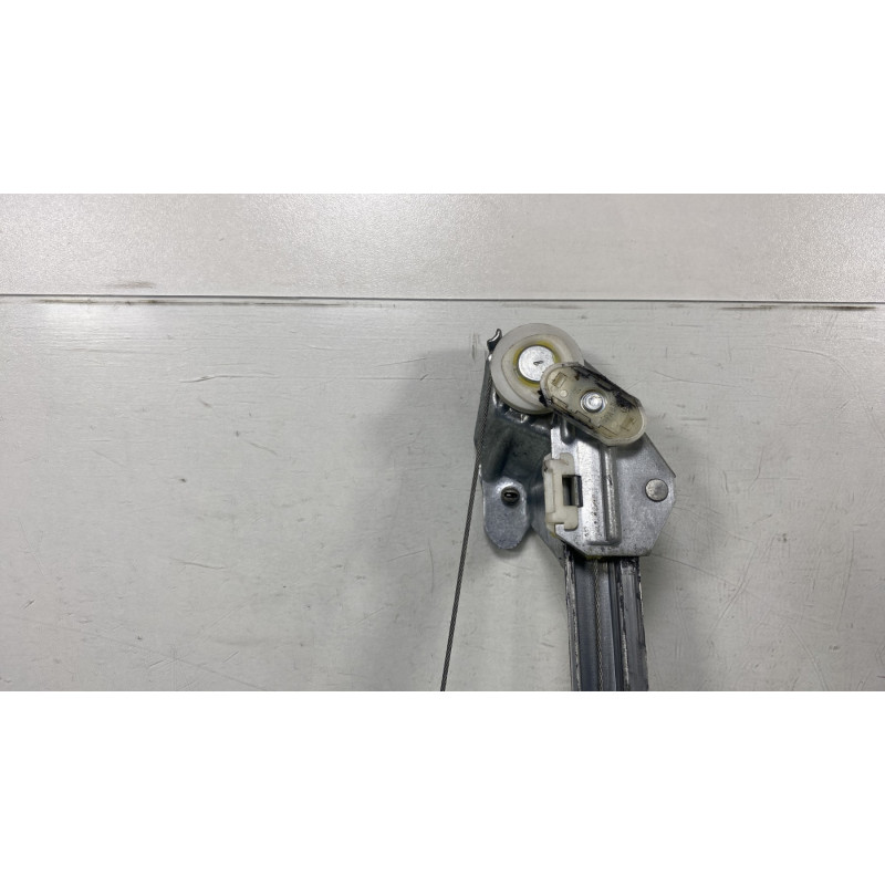 Leve vitre electrique arriere gauche OPEL ZAFIRA B Photo n°4