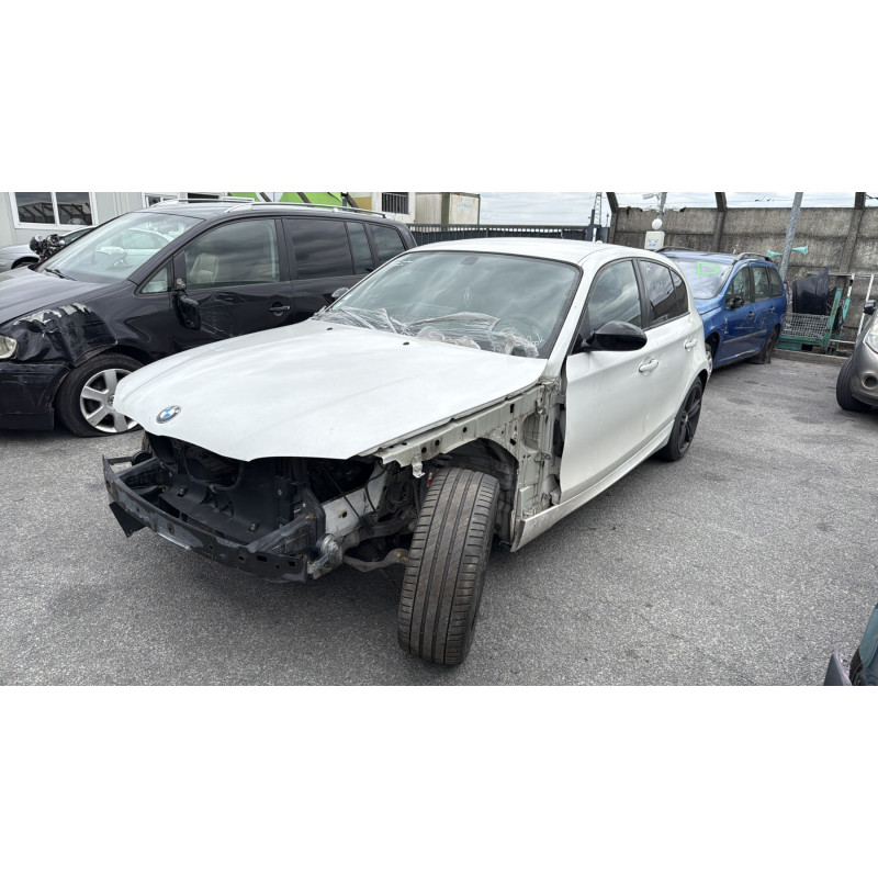 Capot BMW SERIE 1 E87 Photo n°14