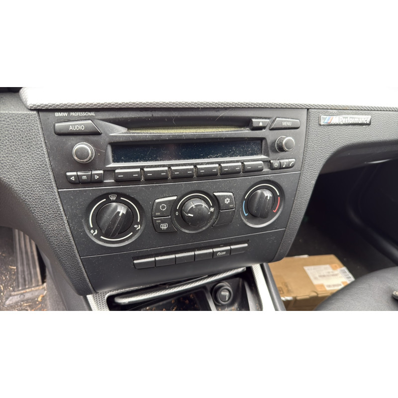 Vitre arriere droit BMW SERIE 1 E87 Photo n°20