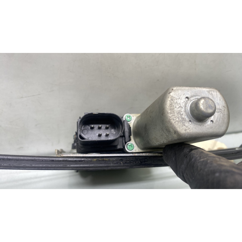 Leve vitre electrique arriere droit BMW SERIE 1 E87 Photo n°6