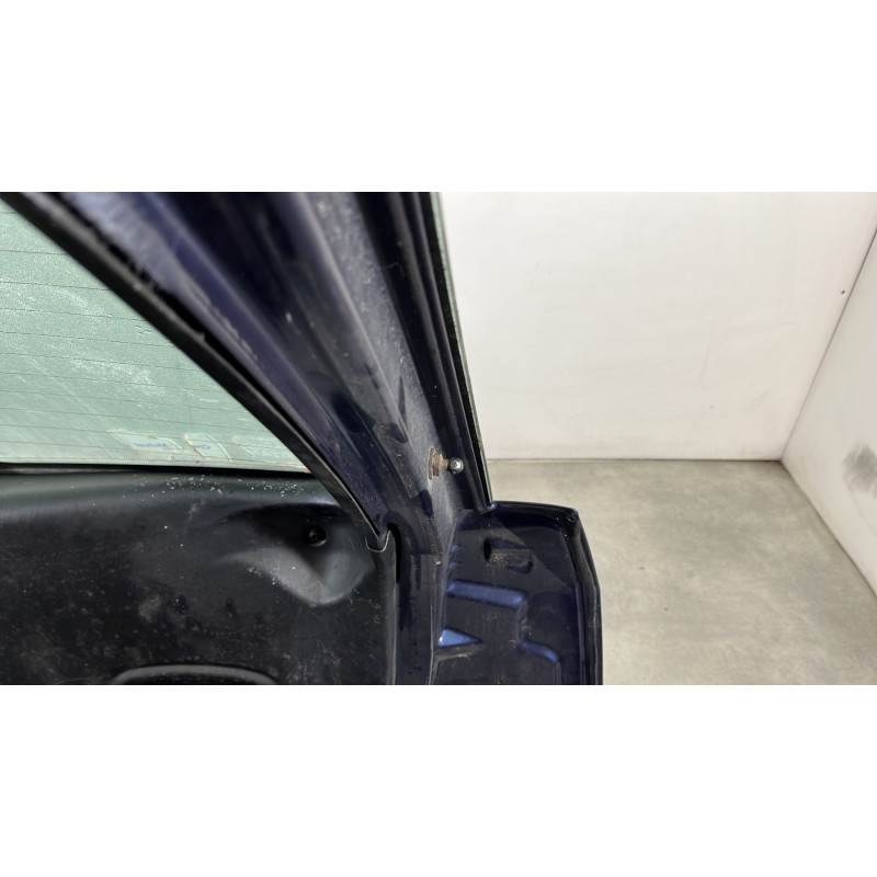 Malle/Hayon arriere FORD FOCUS 1 Photo n°8