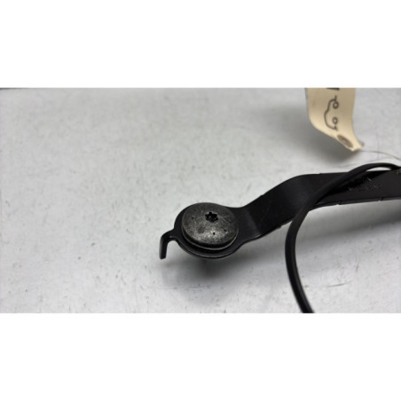 Attache ceinture avant gauche RENAULT CLIO 4