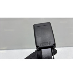 Attache ceinture avant gauche RENAULT CLIO 4