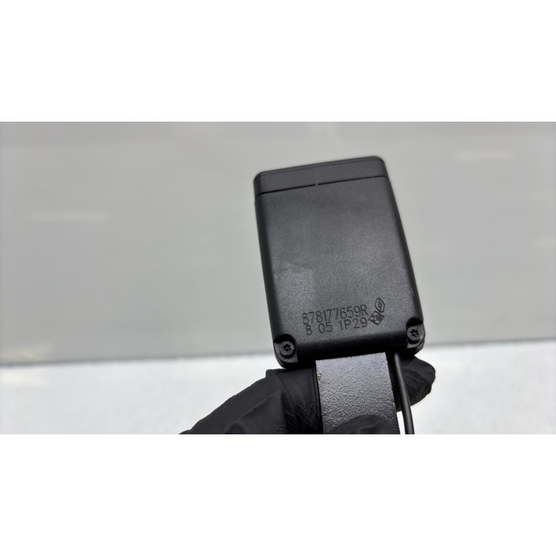 Attache ceinture avant gauche RENAULT CLIO 4 Photo n°5