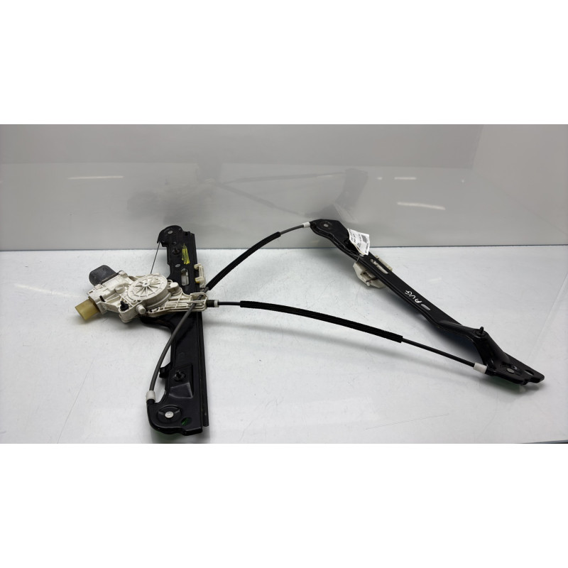 Leve vitre electrique avant gauche BMW SERIE 1 E87 Photo n°1
