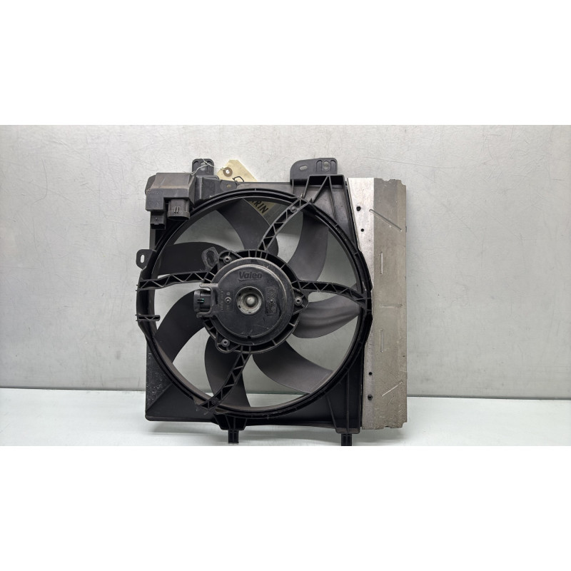 Moto ventilateur radiateur CITROEN C3 2 Photo n°4
