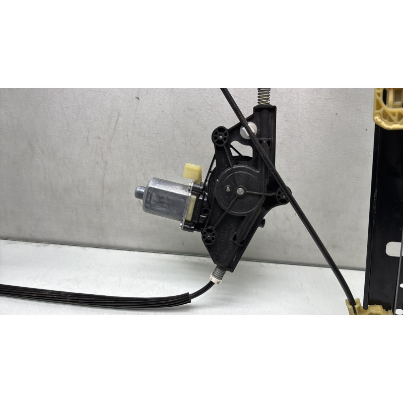 Leve vitre electrique avant gauche AUDI A4 4 Photo n°8