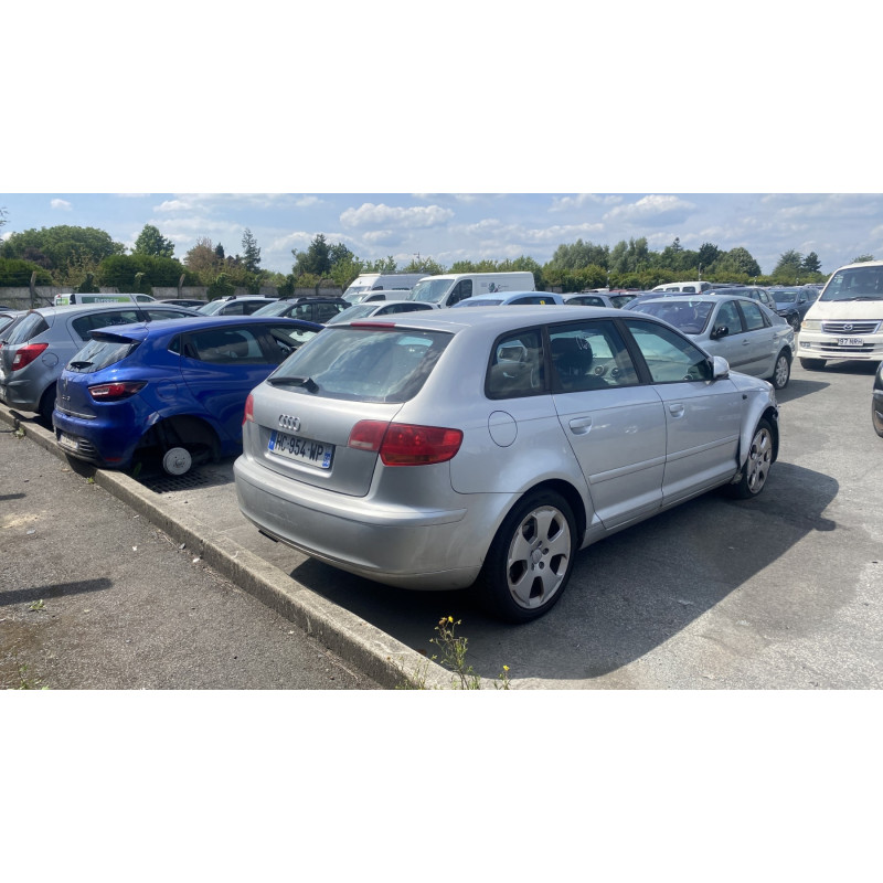 Serrure de coffre AUDI A3 2 Photo n°8