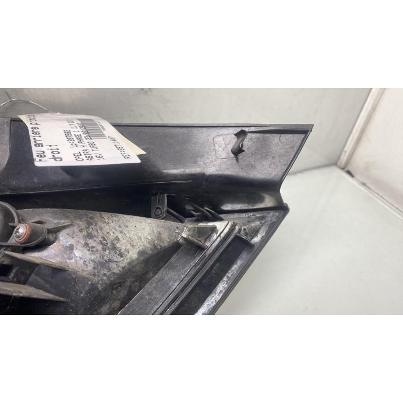 Feu arriere principal droit (feux) OPEL ASTRA H Photo n°6