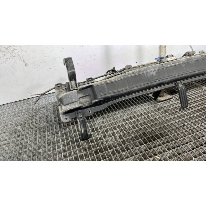 Renfort pare choc arriere (traverse) HYUNDAI I 20 2 Photo n°2