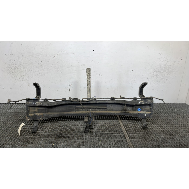 Renfort pare choc arriere (traverse) HYUNDAI I 20 2 Photo n°4