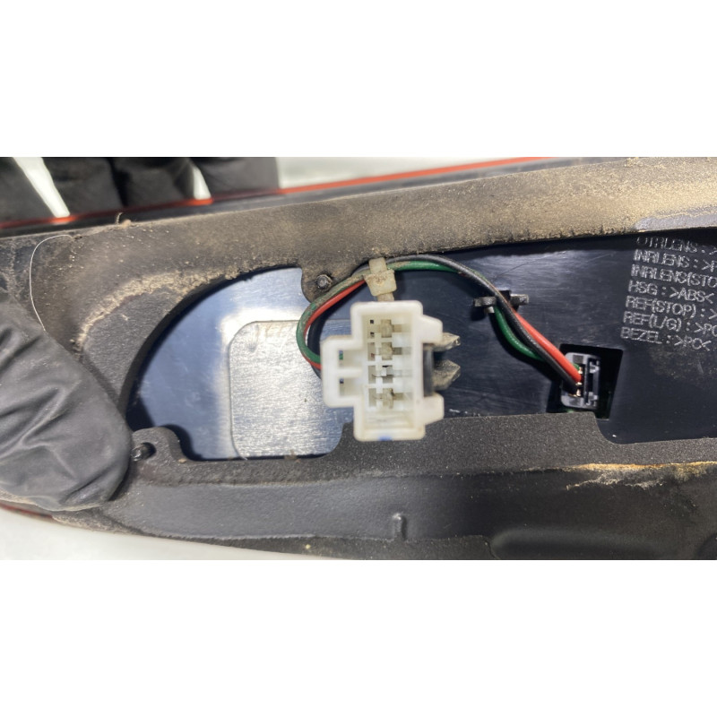 Feu arriere secondaire gauche (feux) HYUNDAI I 20 2 Photo n°3