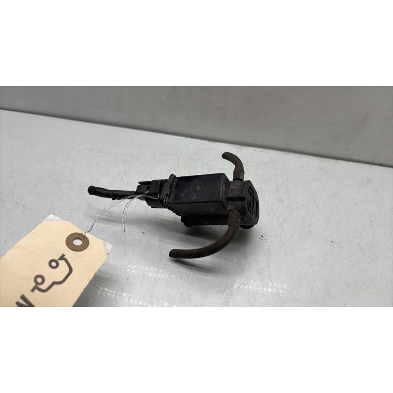 Pompe lave glace avant HYUNDAI I 20 2 Photo n°3