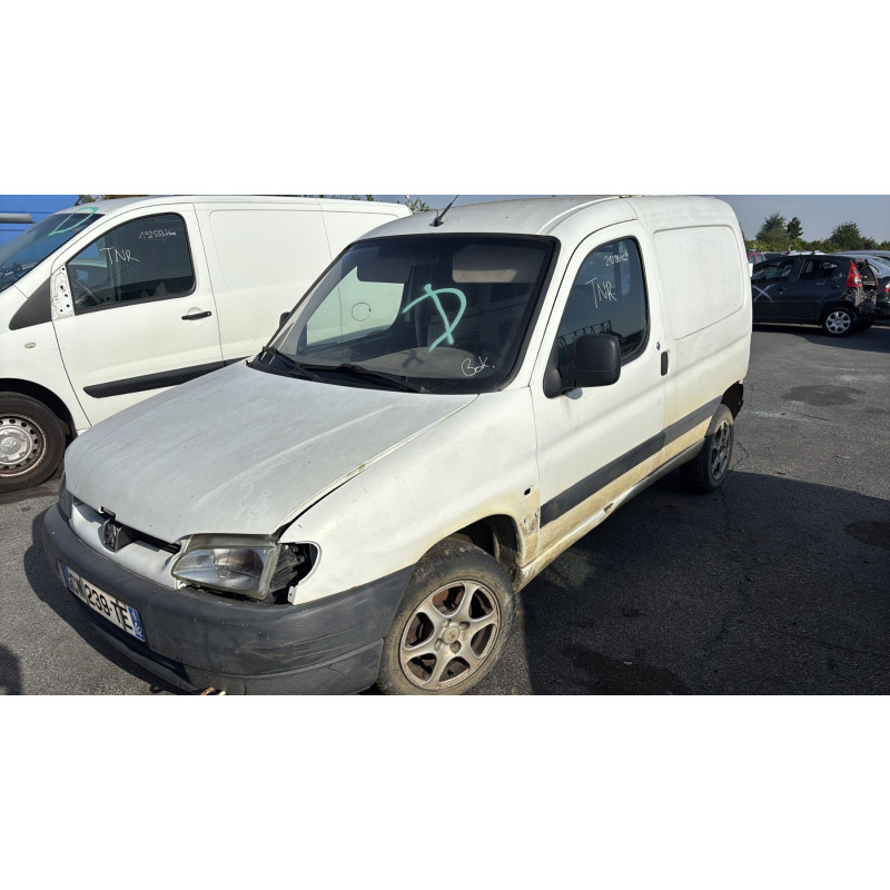Bouton de warning PEUGEOT PARTNER 1 Photo n°4