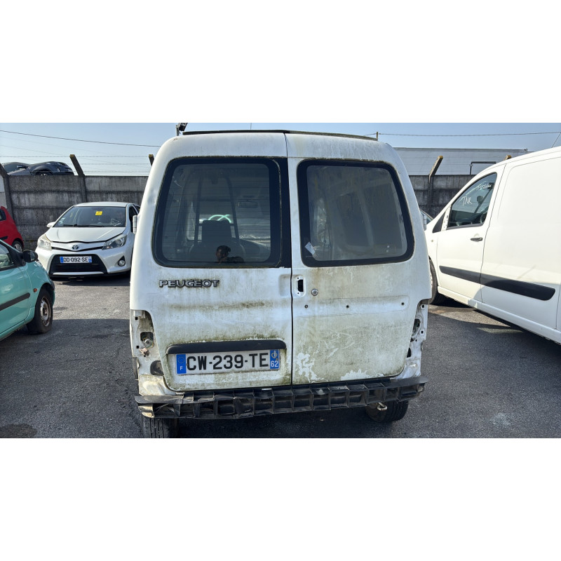 Bouton de warning PEUGEOT PARTNER 1 Photo n°8