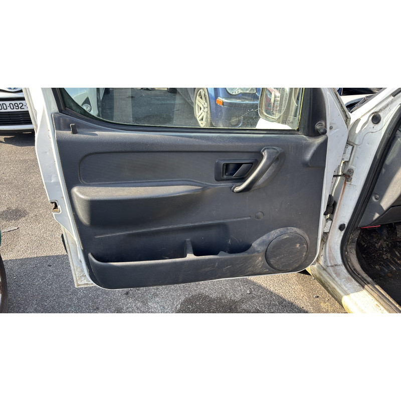 Pompe lave glace avant PEUGEOT PARTNER 1 Photo n°12