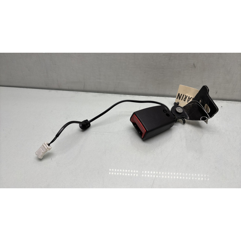 Attache ceinture arriere gauche PEUGEOT 308 2 Photo n°3