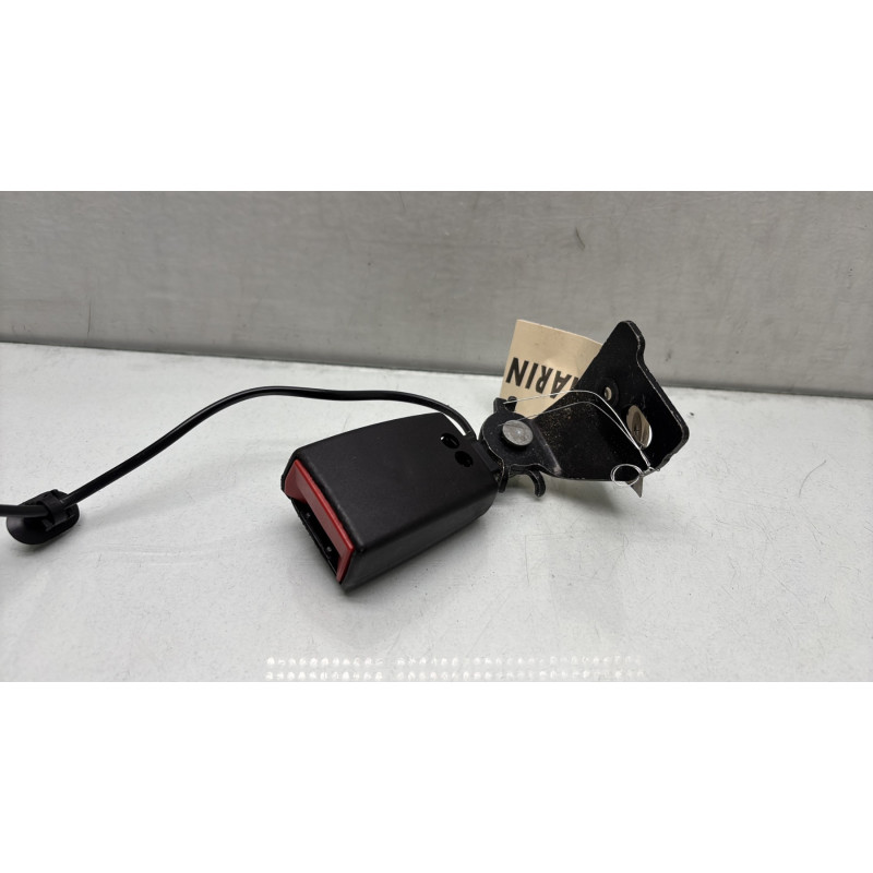 Attache ceinture arriere gauche PEUGEOT 308 2 Photo n°4