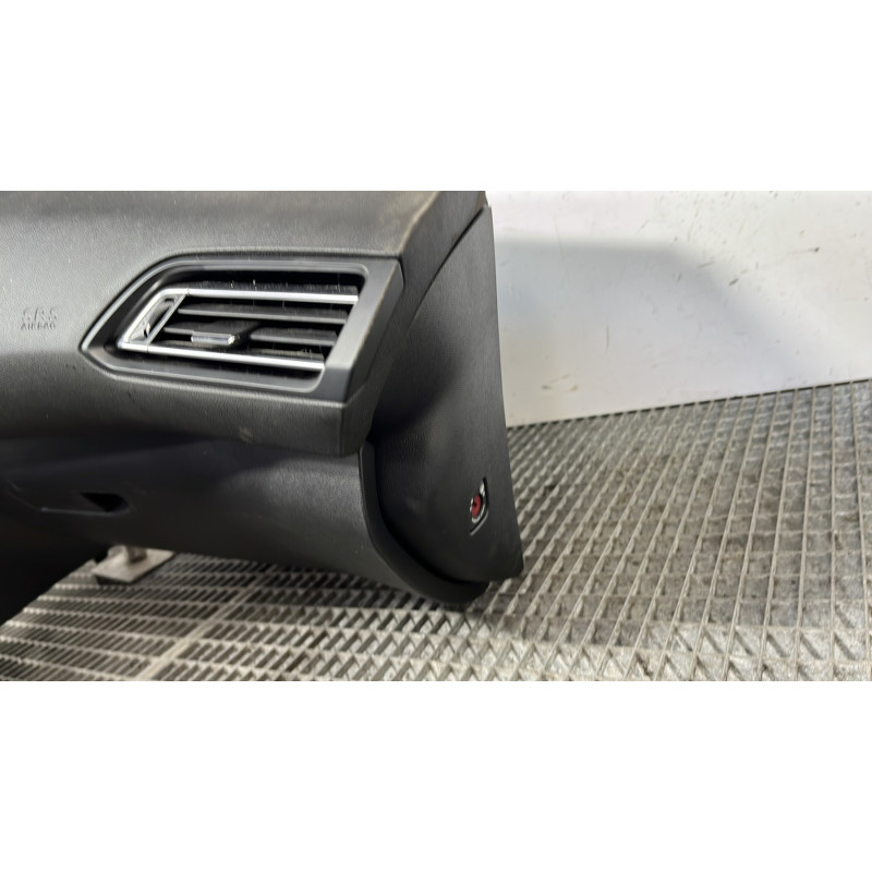 Planche de bord complete PEUGEOT 308 2 Photo n°10