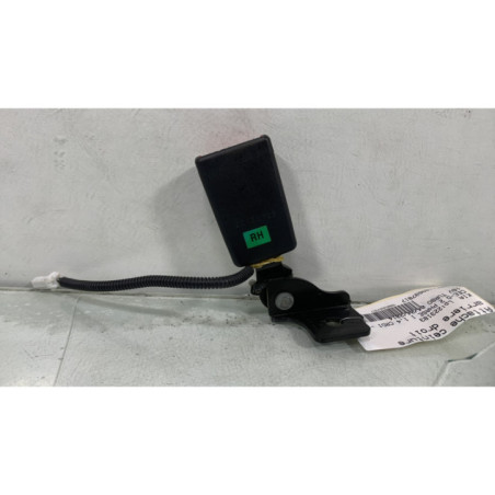 Attache ceinture arriere droit KIA CEE-D 2 Photo n°1