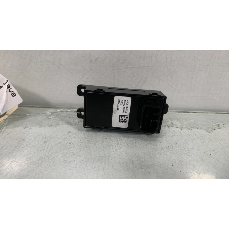 Interrupteur de leve vitre avant droit KIA CEE-D 2 Photo n°4