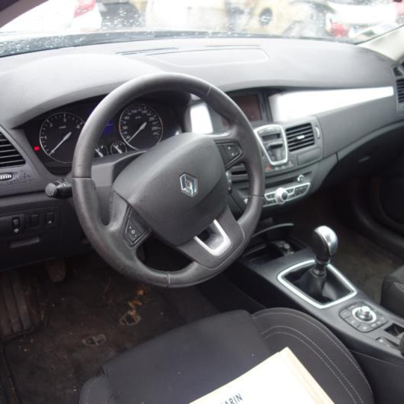Feu arriere secondaire gauche (feux) RENAULT LAGUNA 3 Photo n°9