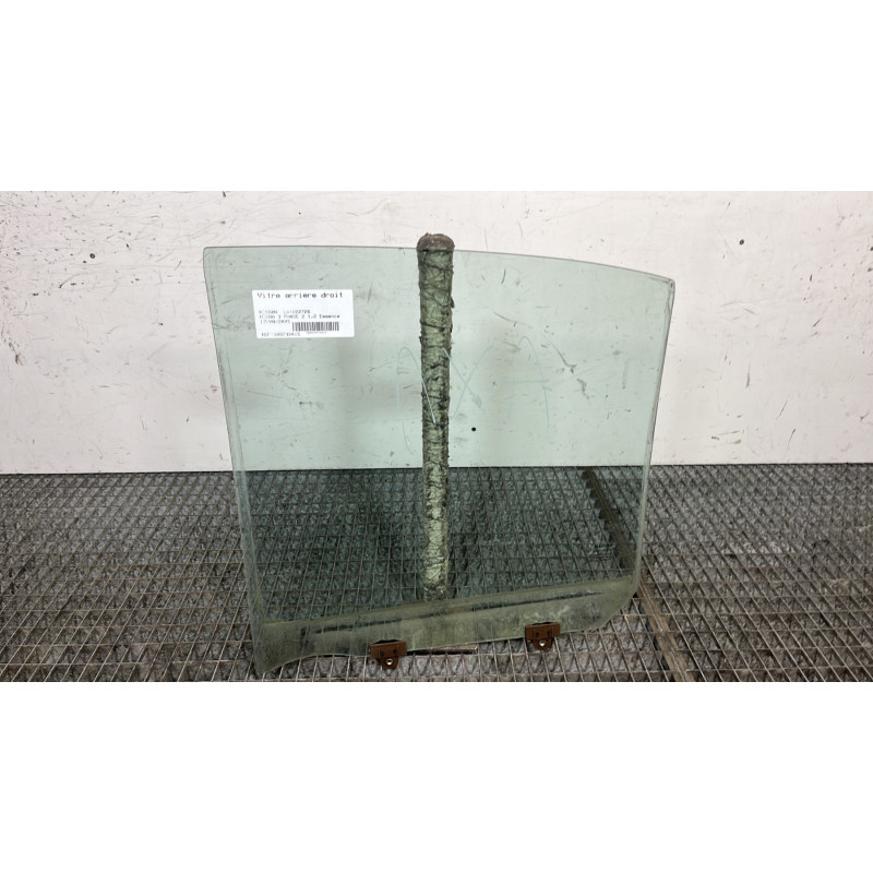 Vitre arriere droit NISSAN MICRA 3 Photo n°4