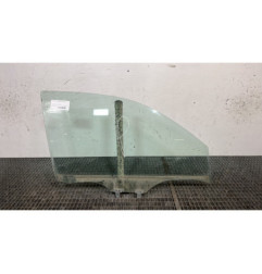 Vitre avant droit NISSAN MICRA 3 Photo n°1