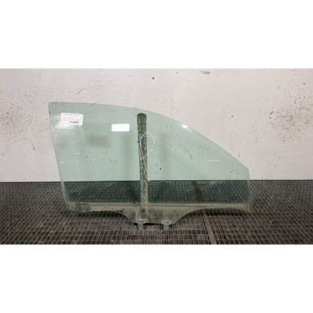 Vitre avant droit NISSAN MICRA 3 Photo n°1