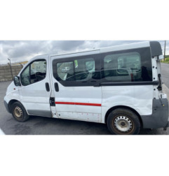 Face avant RENAULT TRAFIC 2