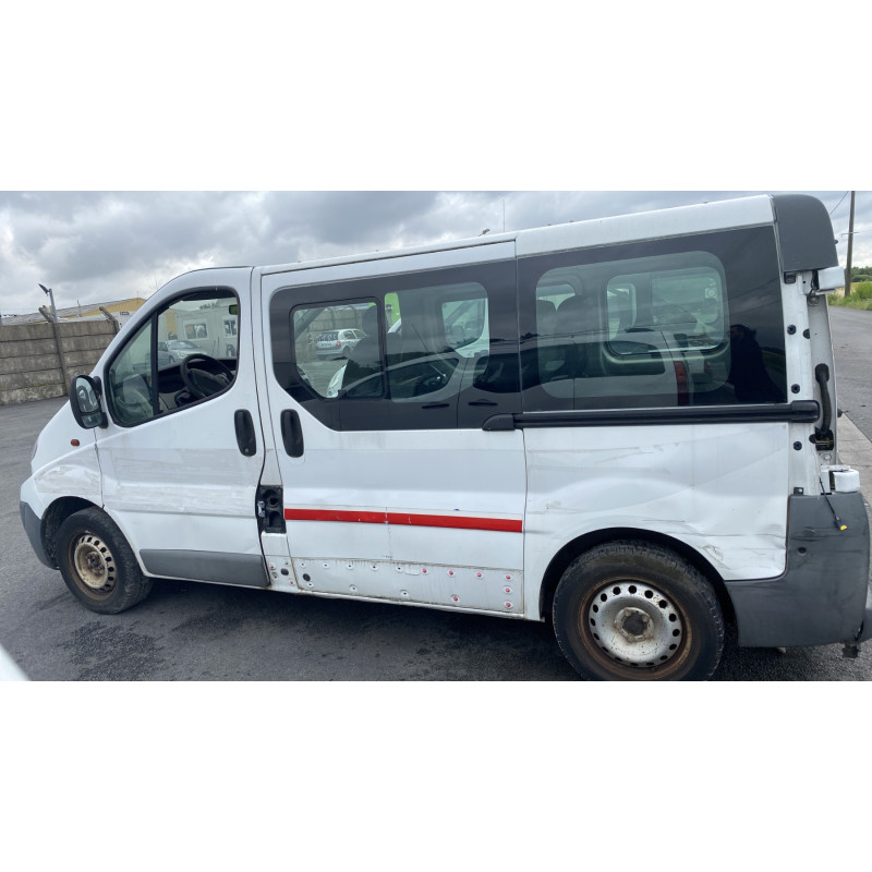 Face avant RENAULT TRAFIC 2 Photo n°9