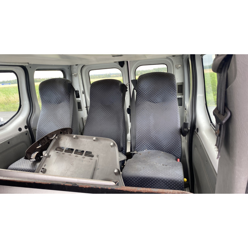 Face avant RENAULT TRAFIC 2 Photo n°15