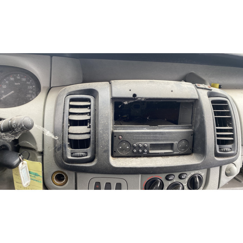 Face avant RENAULT TRAFIC 2 Photo n°19