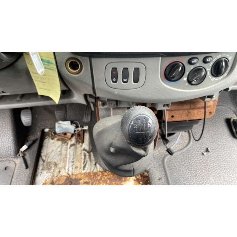Face avant RENAULT TRAFIC 2 Photo n°20