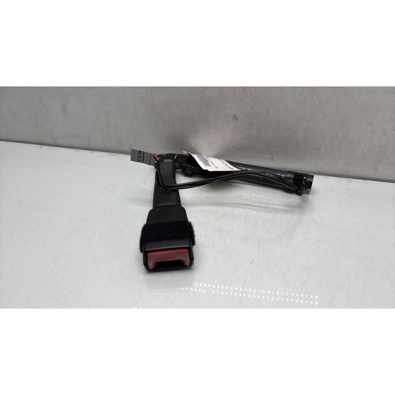 Pretensionneur de ceinture avant droit BMW SERIE 3 E90 Photo n°3