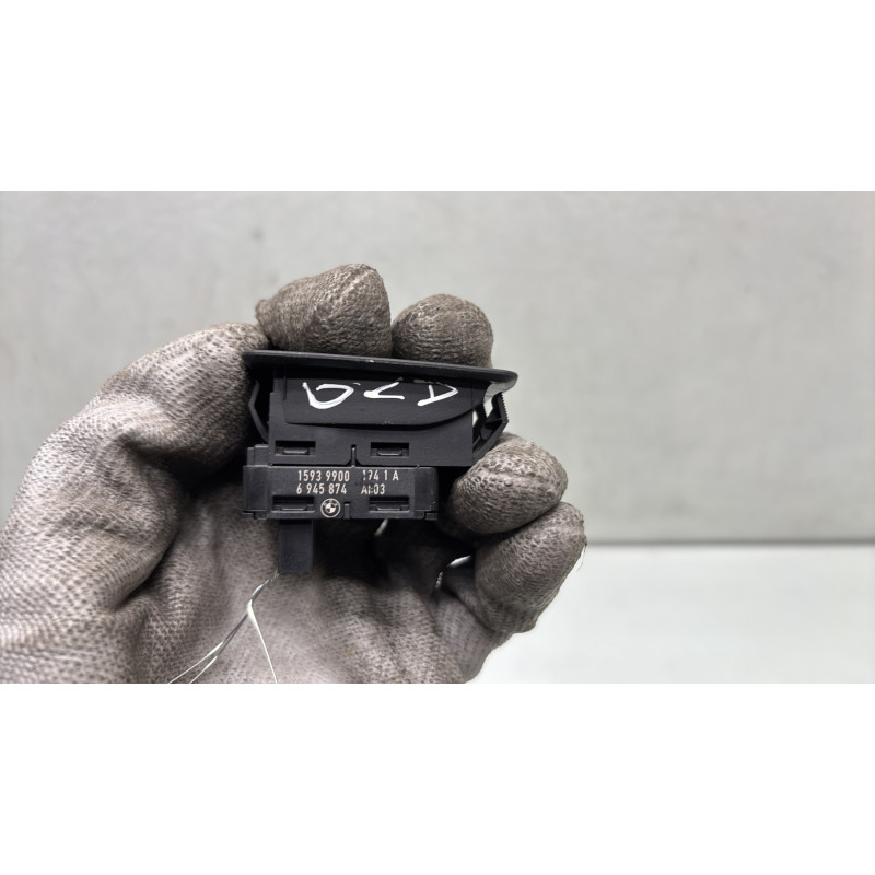 Interrupteur de leve vitre avant droit BMW SERIE 3 E90 Photo n°4